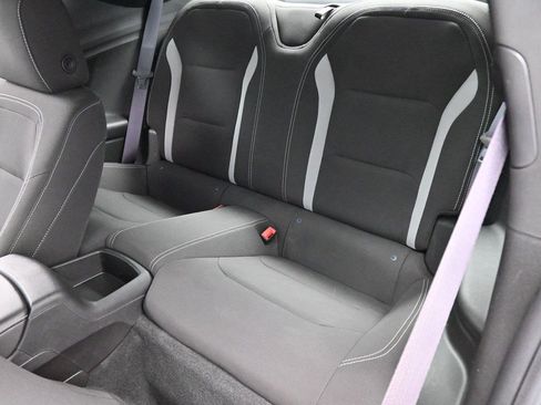 Used 2016 Chevrolet Camaro LT RWD image 27