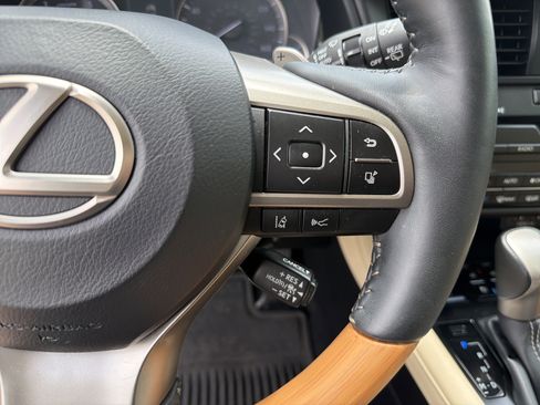 Used 2022 Lexus RX 350 FWD w/ Premium Package image 20