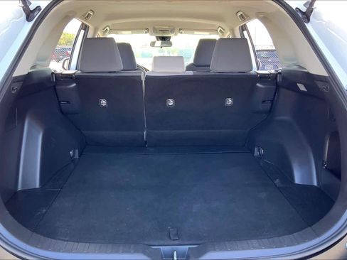 Used 2021 Toyota RAV4 XLE FWD image 34
