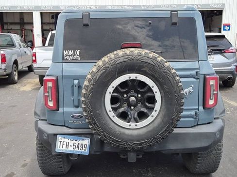 Used 2023 Ford Bronco Outer Banks w/ Sasquatch Package AWD/4WD image 8