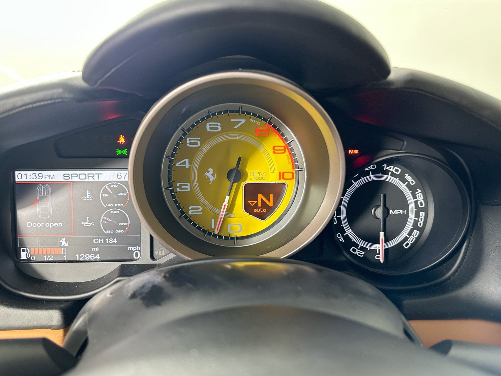 Used 2014 Ferrari California RWD image 27