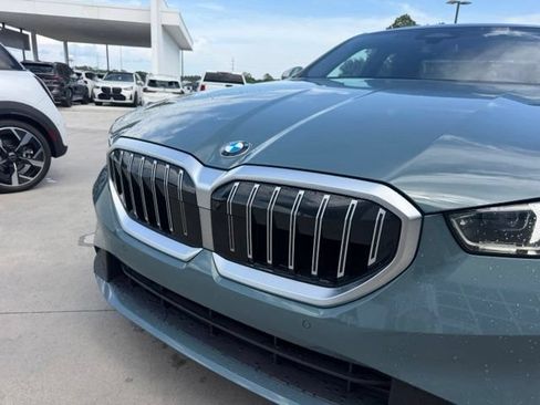 Used 2026 BMW 540i xDrive AWD/4WD image 2