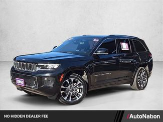 Used 2022 Jeep Grand Cherokee Overland w/ Luxury Tech Group IV AWD/4WD video 1