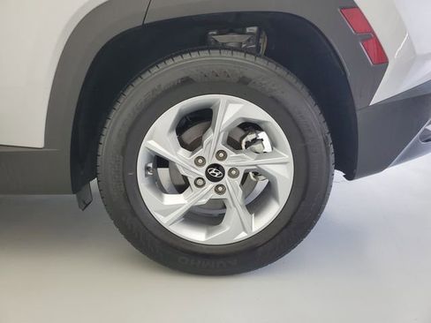 Used 2024 Hyundai Tucson SE FWD image 11