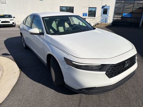 Used 2023 Honda Accord LX image 11