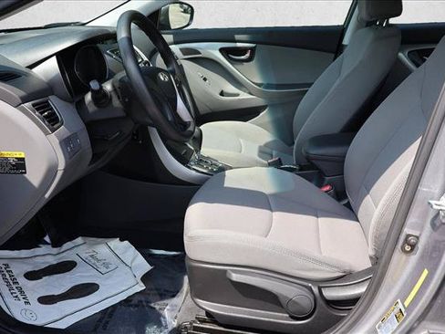Used 2013 Hyundai Elantra GLS FWD image 11