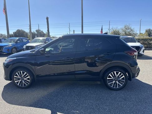 Used 2024 Nissan Kicks SV image 7