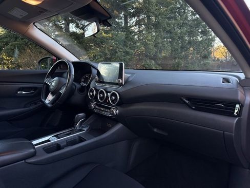 Used 2021 Nissan Sentra SV image 22