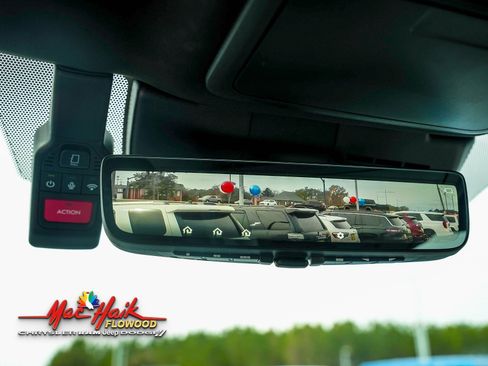 Used 2025 Toyota Tacoma Limited image 29