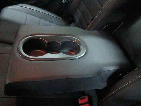 Used 2024 Volkswagen Jetta SE image 19