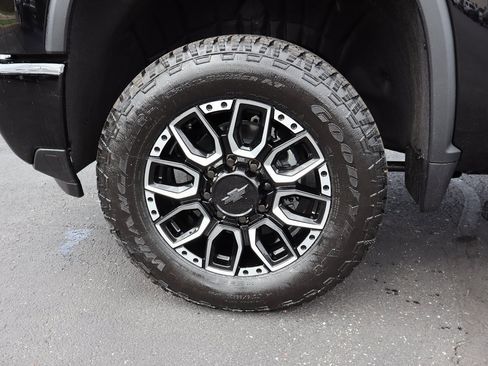 New 2025 Chevrolet Silverado 2500 High Country w/ Technology Package image 32