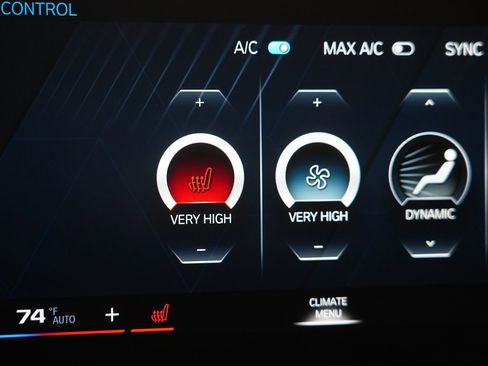 Used 2023 BMW M3 Competition w/ M Carbon Exterior Package image 24