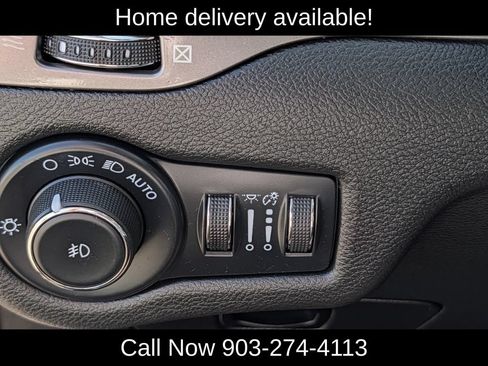 Used 2022 Jeep Cherokee Latitude Lux AWD/4WD image 26