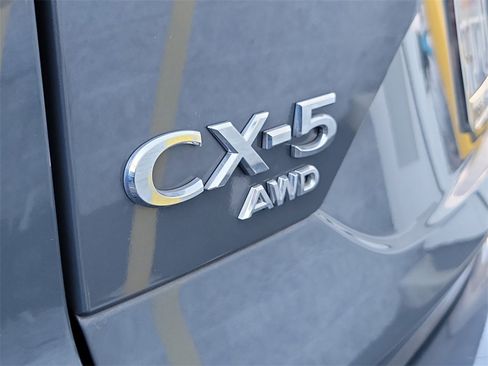 Used 2023 MAZDA CX-5 Carbon Edition image 24