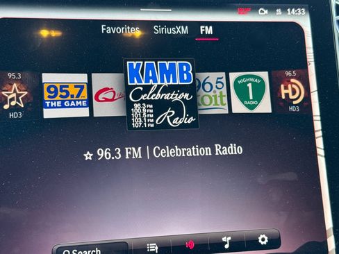 New 2025 Mercedes-Benz SL 63 AMG S e Performance 4MATIC image 23