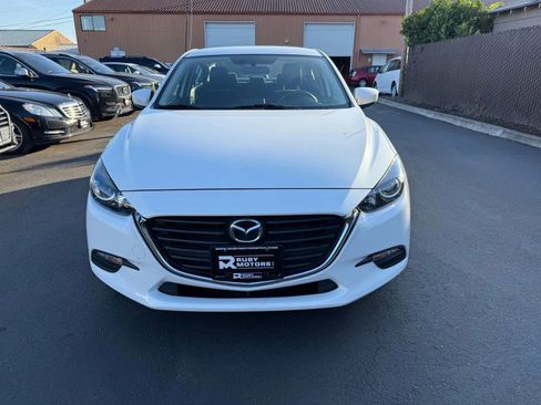Used 2017 MAZDA MAZDA3 Sport image 2