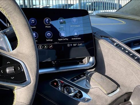 Used 2022 Chevrolet Corvette Stingray Premium Conv w/ Z51 Performance Package image 8