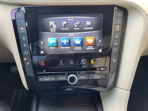 Used 2019 INFINITI QX50 Essential w/ Premium Heat Package image 18