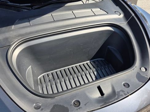 Used 2024 Tesla Model Y Long Range RWD image 22