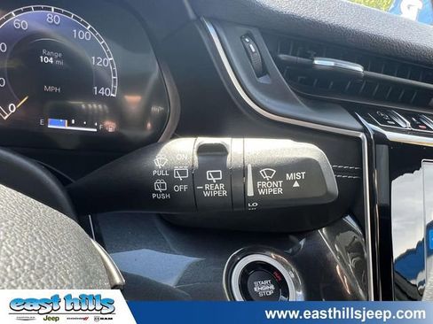 Certified 2023 Jeep Grand Cherokee Altitude AWD/4WD image 27