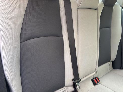 Used 2022 Toyota Corolla LE image 41