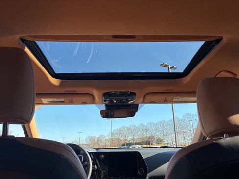 Used 2016 Honda Pilot Touring image 30