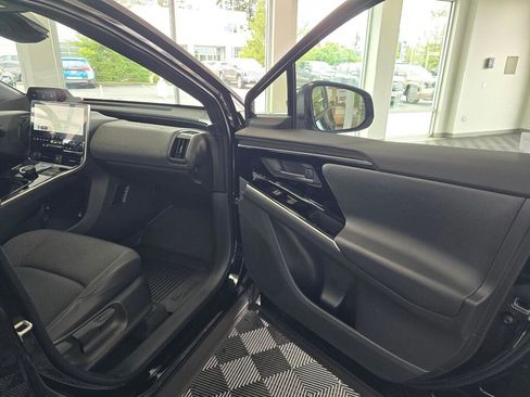 Used 2025 Toyota bZ4X FWD w/ Weather Package image 32