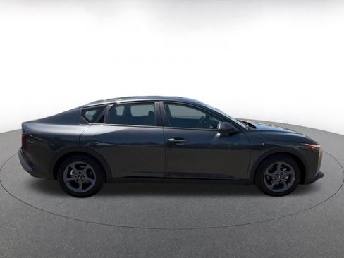 Used 2025 Kia K4 FWD image 15