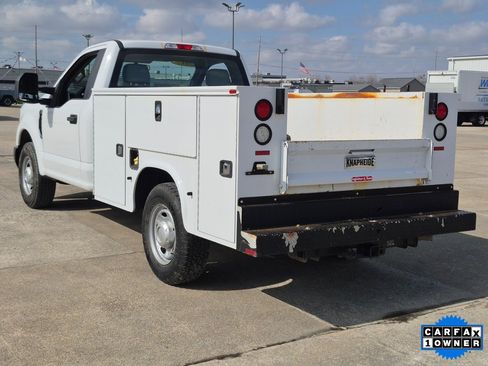 Used 2017 Ford F250 XL image 5