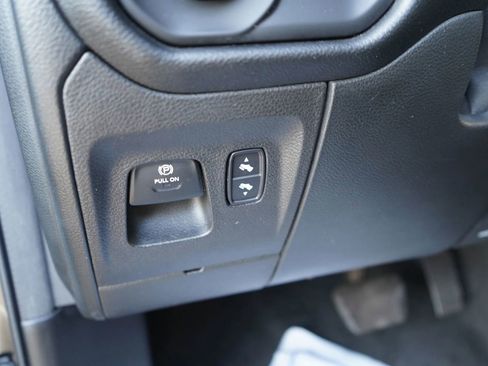 Used 2022 RAM 1500 Big Horn RWD image 26