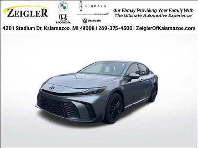 Used 2025 Toyota Camry SE
