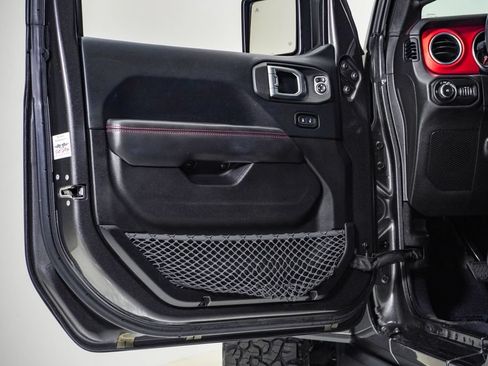 Used 2018 Jeep Wrangler Unlimited Rubicon AWD/4WD image 27