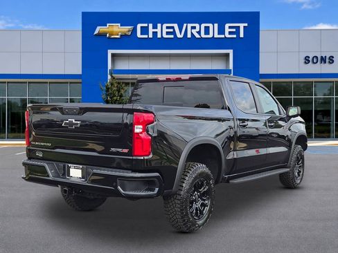 New 2026 Chevrolet Silverado 1500 ZR2 AWD/4WD image 5