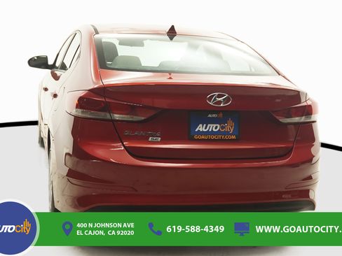 Used 2017 Hyundai Elantra SE FWD image 14