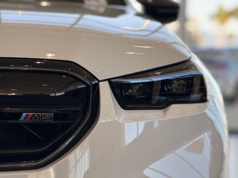 New 2026 BMW M5 Touring image 8