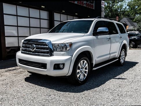 Used 2014 Toyota Sequoia Platinum AWD/4WD image 1