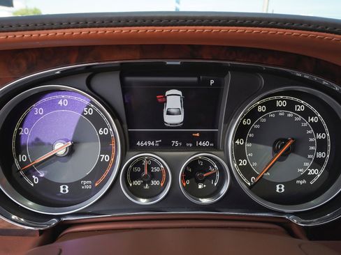 Used 2014 Bentley Flying Spur W12 AWD/4WD image 17