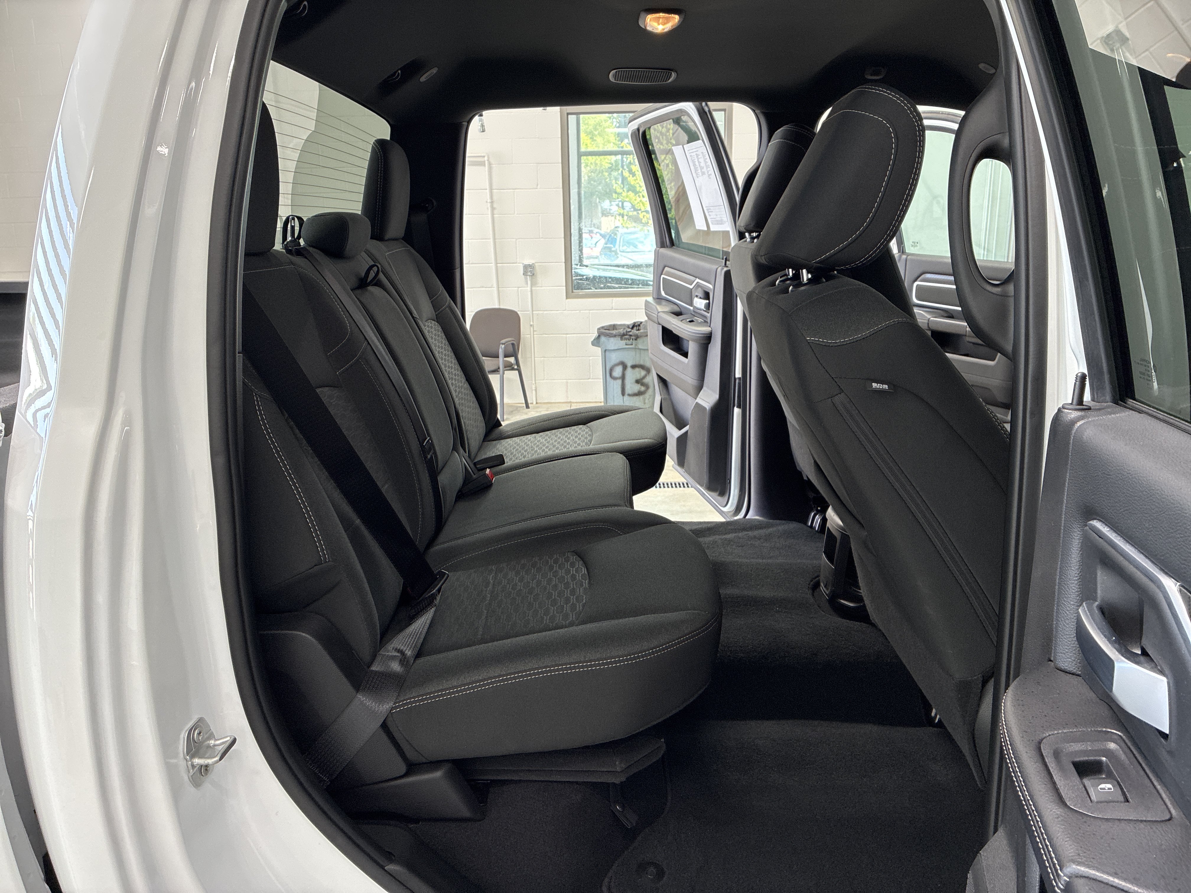 Certified 2025 RAM 2500 Big Horn AWD/4WD image 11