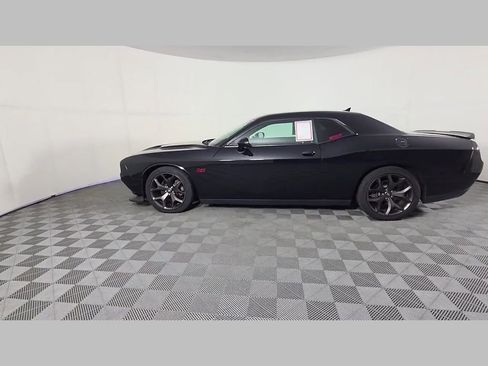 Used 2018 Dodge Challenger R/T Plus RWD image 45