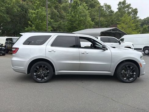 Used 2023 Dodge Durango GT AWD/4WD image 13