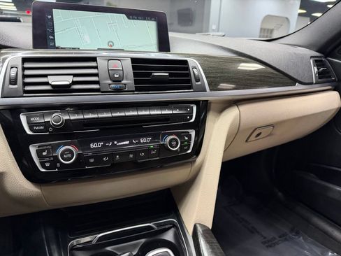 Used 2017 BMW 330i Sedan RWD image 25