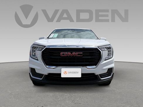 Used 2024 GMC Terrain SLE AWD/4WD image 22