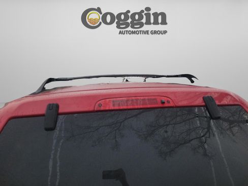 Used 2011 Ford Escape XLT w/ 202A Rapid Spec Order Code image 19