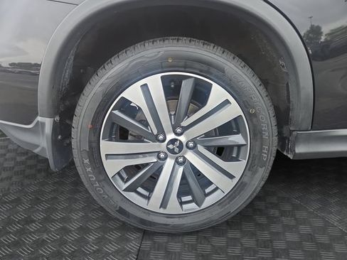 Used 2023 Mitsubishi Outlander Sport ES AWD/4WD image 34