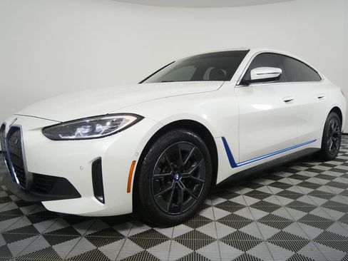 Certified 2023 BMW i4 eDrive35 w/ Premium Package image 4