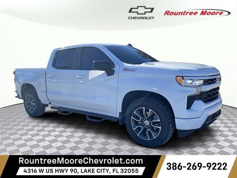 Used 2024 Chevrolet Silverado 1500 RST image 1