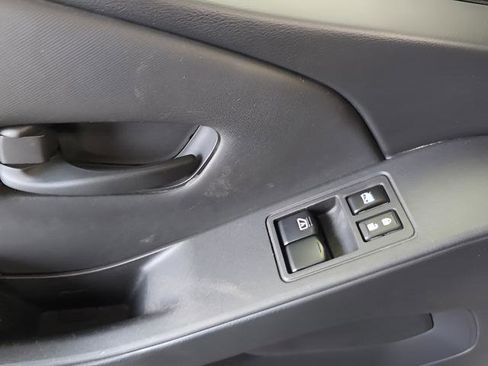 Used 2022 Nissan Frontier S w/ Technology Package image 9