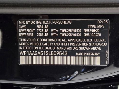 New 2025 Porsche Macan image 28