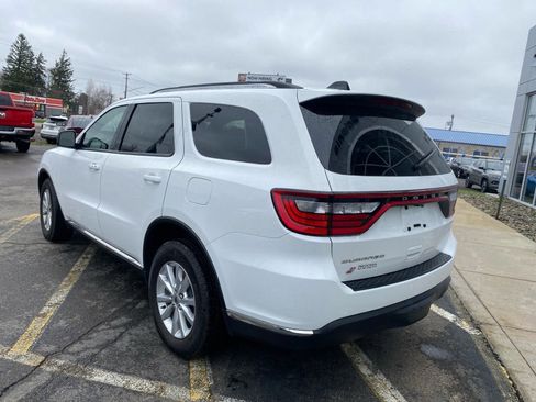 Used 2024 Dodge Durango SXT w/ Trailer Tow Group IV AWD/4WD image 3