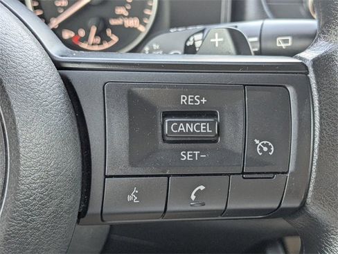 Used 2021 Nissan Rogue S image 28